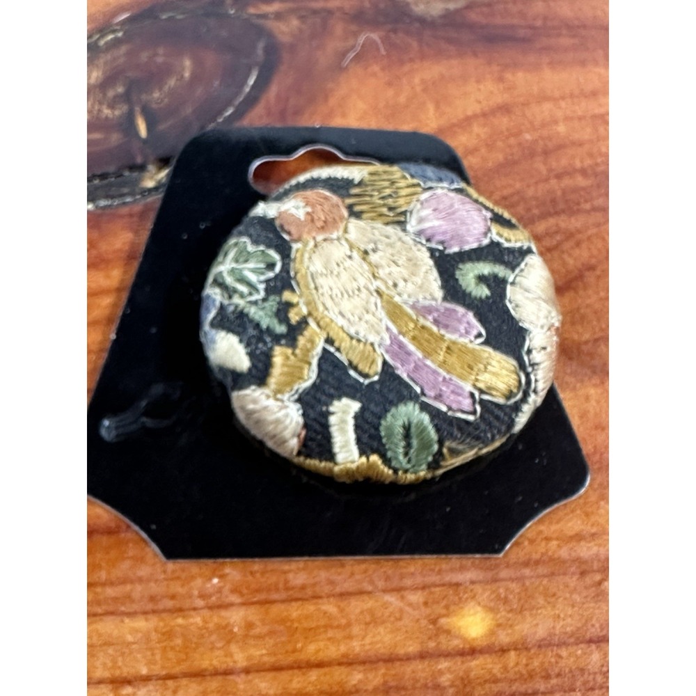 Vintage Chinese‎ Hand embroidered Buttons/Pin